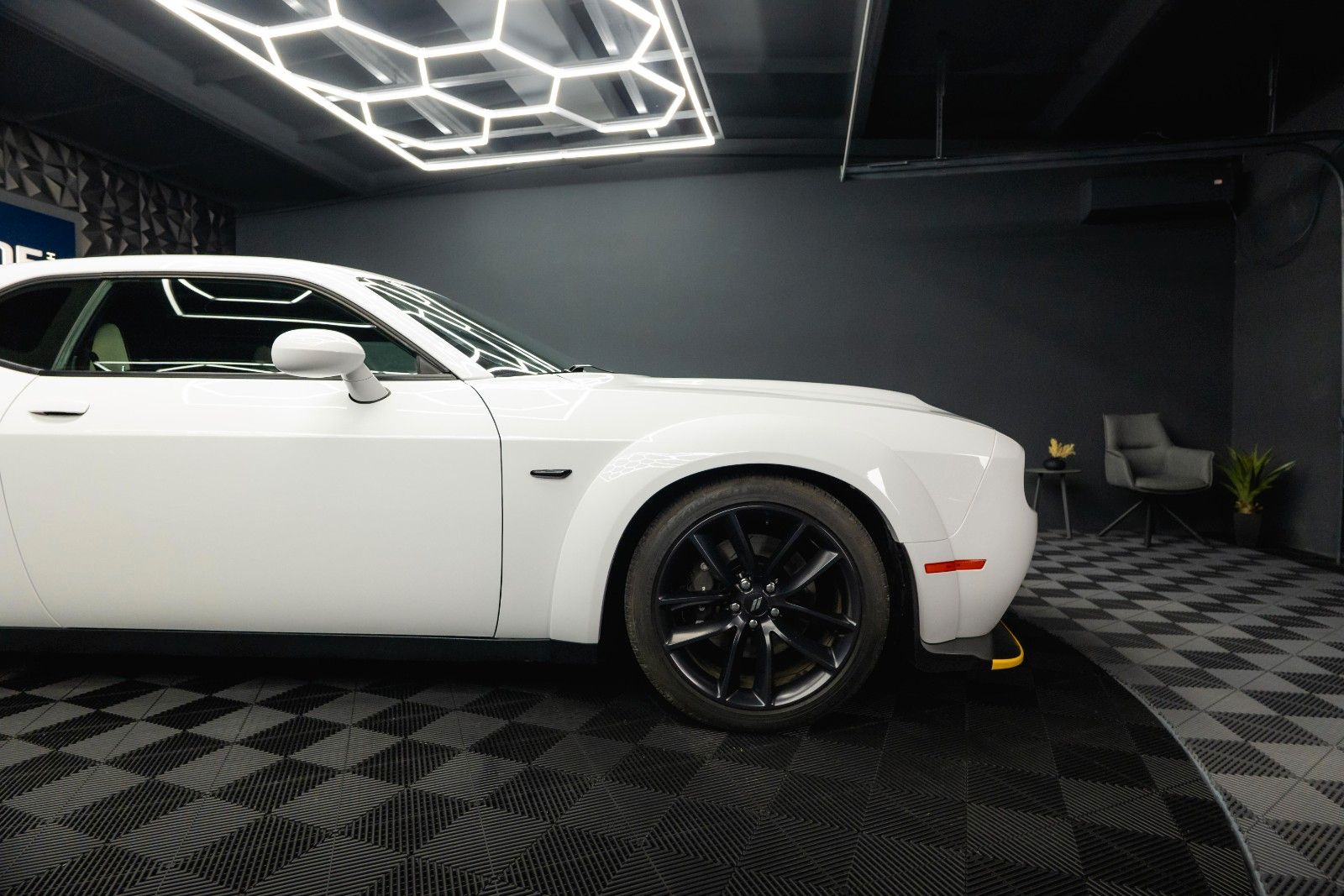 Fahrzeugabbildung Dodge Challenger 5.7 V8 R/T SRT WIDE BODY *LED*19%*