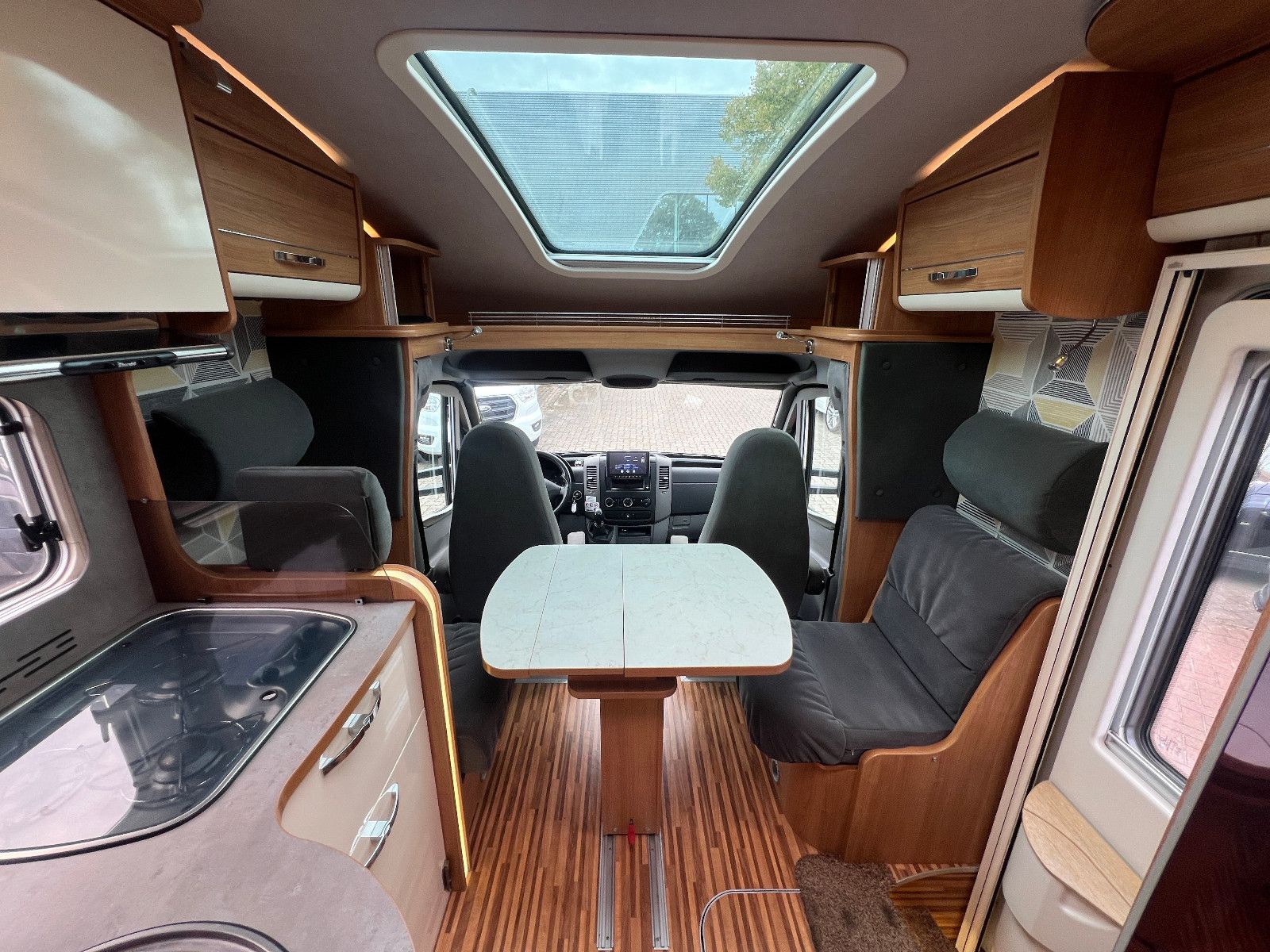 Fahrzeugabbildung Frankia T 6400 BD CompactClass MB Sprinter 316 CDI MAXI
