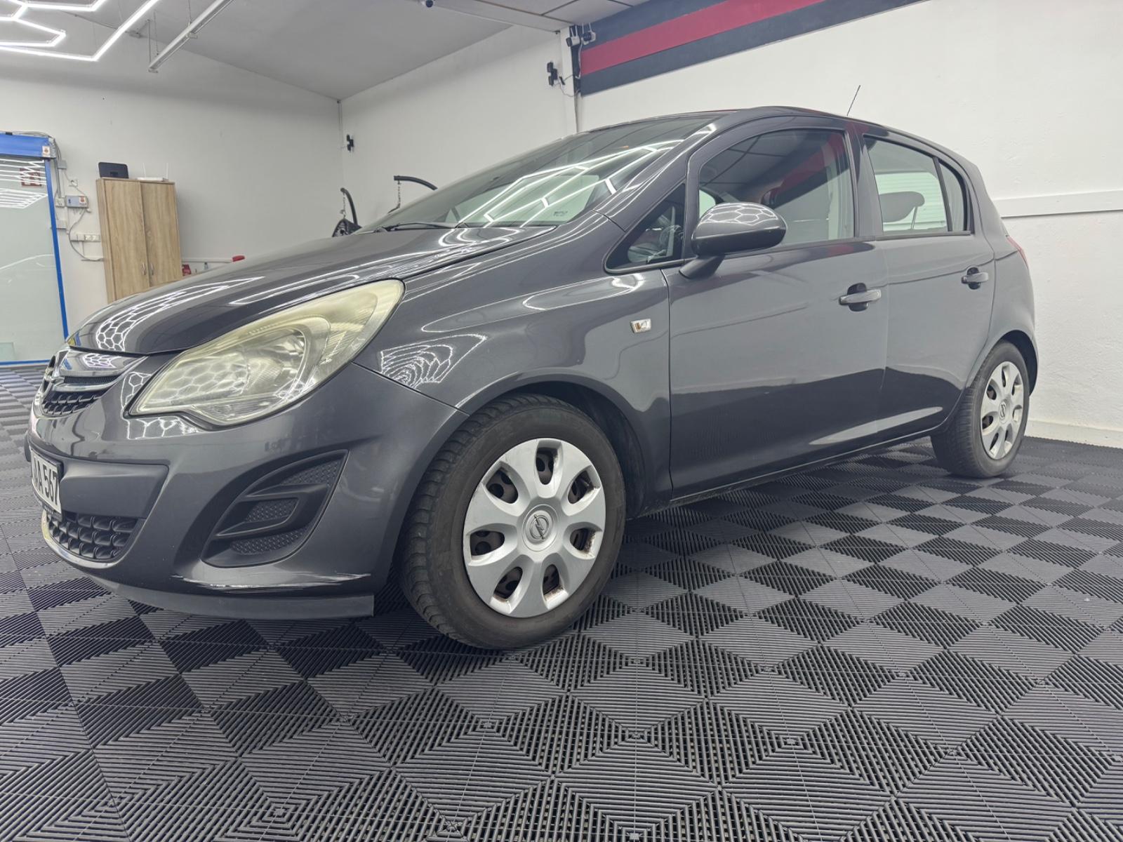 Opel Corsa D Satellite 1.Hand Rentnerfahrzeug