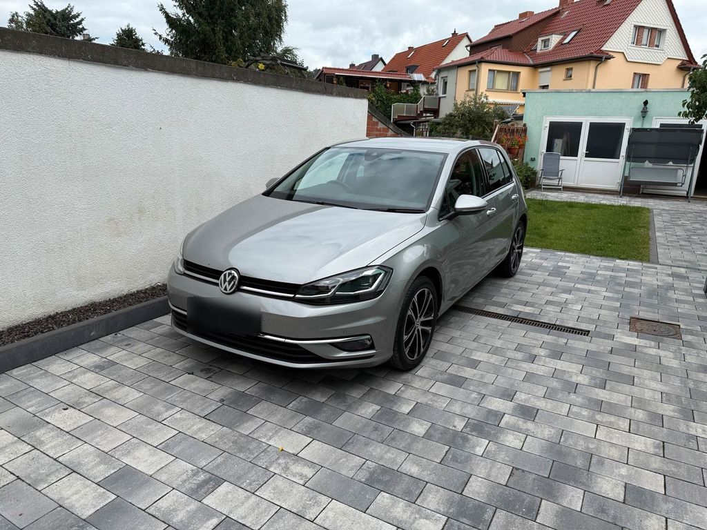 Image of Volkswagen Golf