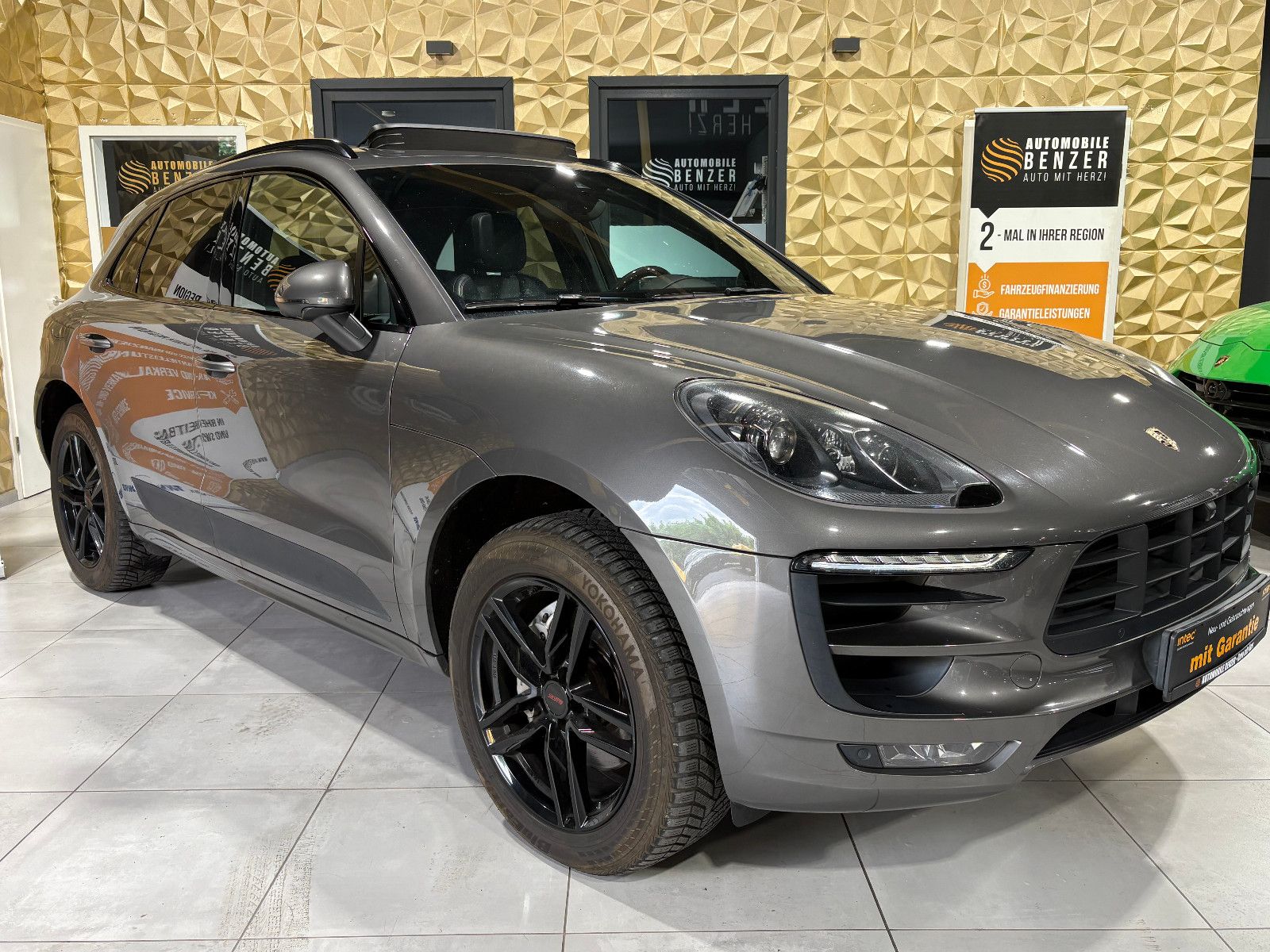 Fahrzeugabbildung Porsche Macan S Diesel/PANO/360°/MEMORY/SOUND/SHZ