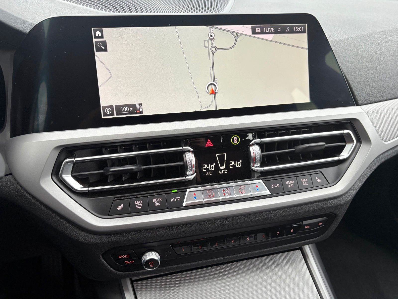 Fahrzeugabbildung BMW 318d Tour. Aut. Navi Alarm Aktiv Tempomat SPORTL