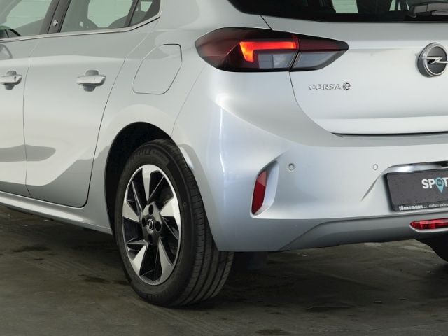 Corsa-e F ELEGANCE 50kWH AT+LED LICHT+RÜCKFAHRKA