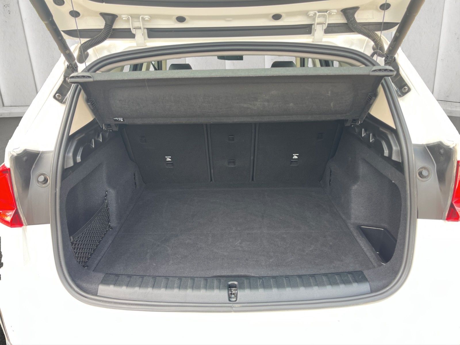 Fahrzeugabbildung BMW X1 Shadow-Line*XLine*NAVI*PDC*KAMERA*u.v.m**