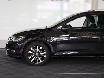 Volkswagen Golf Variant 1.6TDI DSG IQ DRIVE LED KAMERA ACC