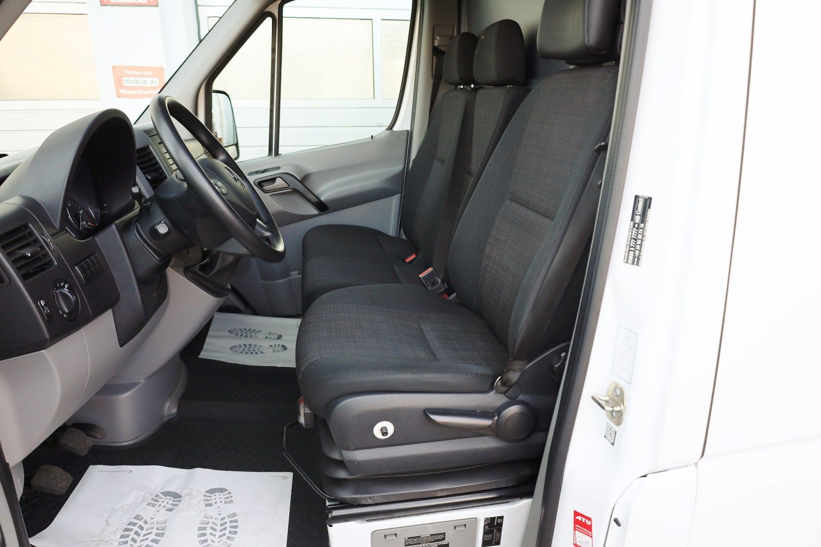 Fahrzeugabbildung Mercedes-Benz Sprinter II Kasten hoch 316 CDI, Klima , AHK