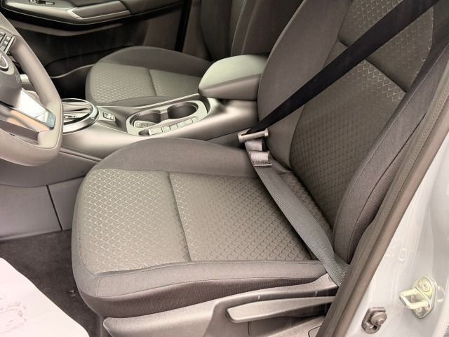 Fahrzeugabbildung Nissan Juke 1.6 Hybrid Sitzhz*Carpl.AA+Kamera