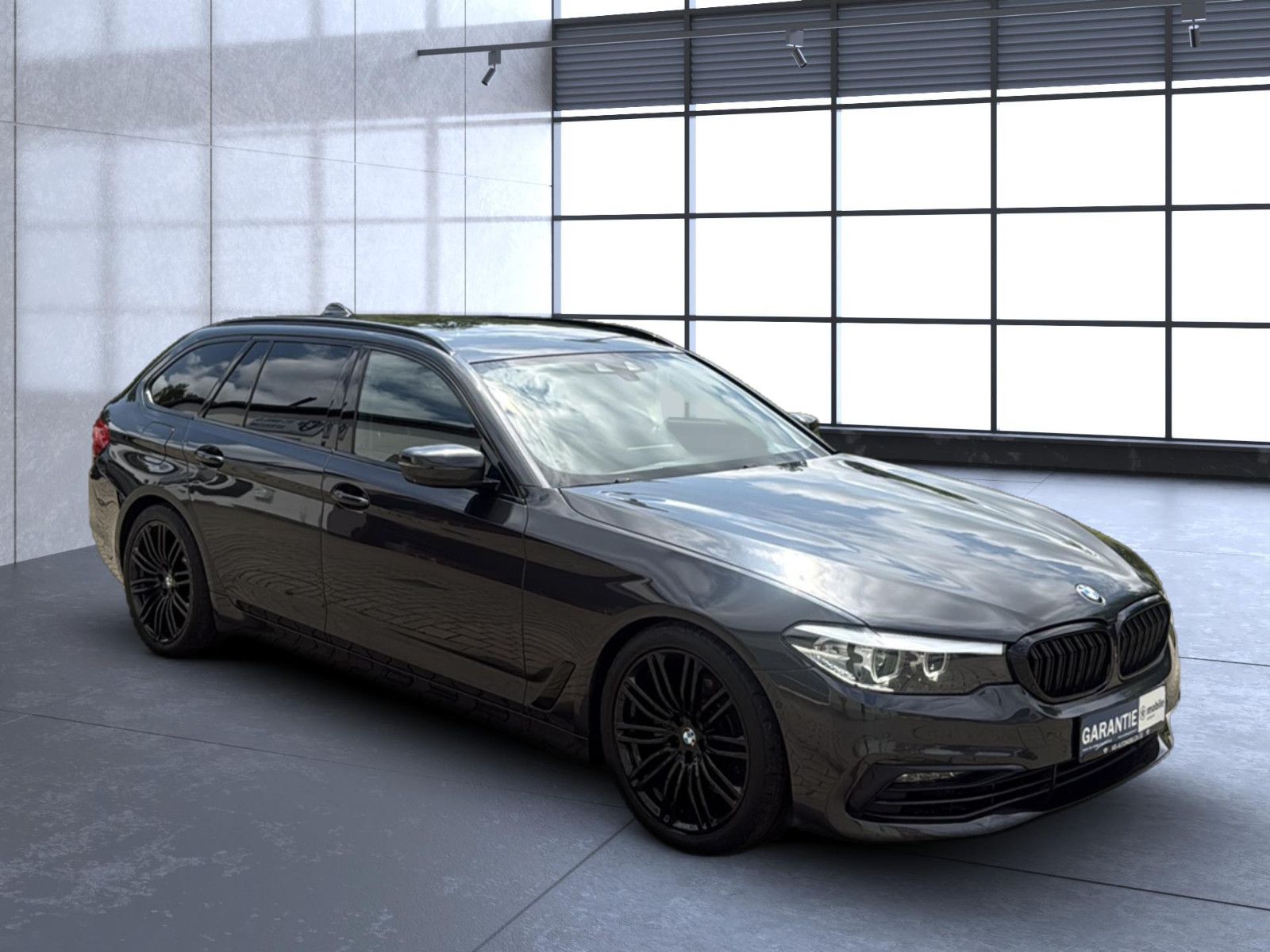 Fahrzeugabbildung BMW 520 d Touring Sport Line  / Reifen neu