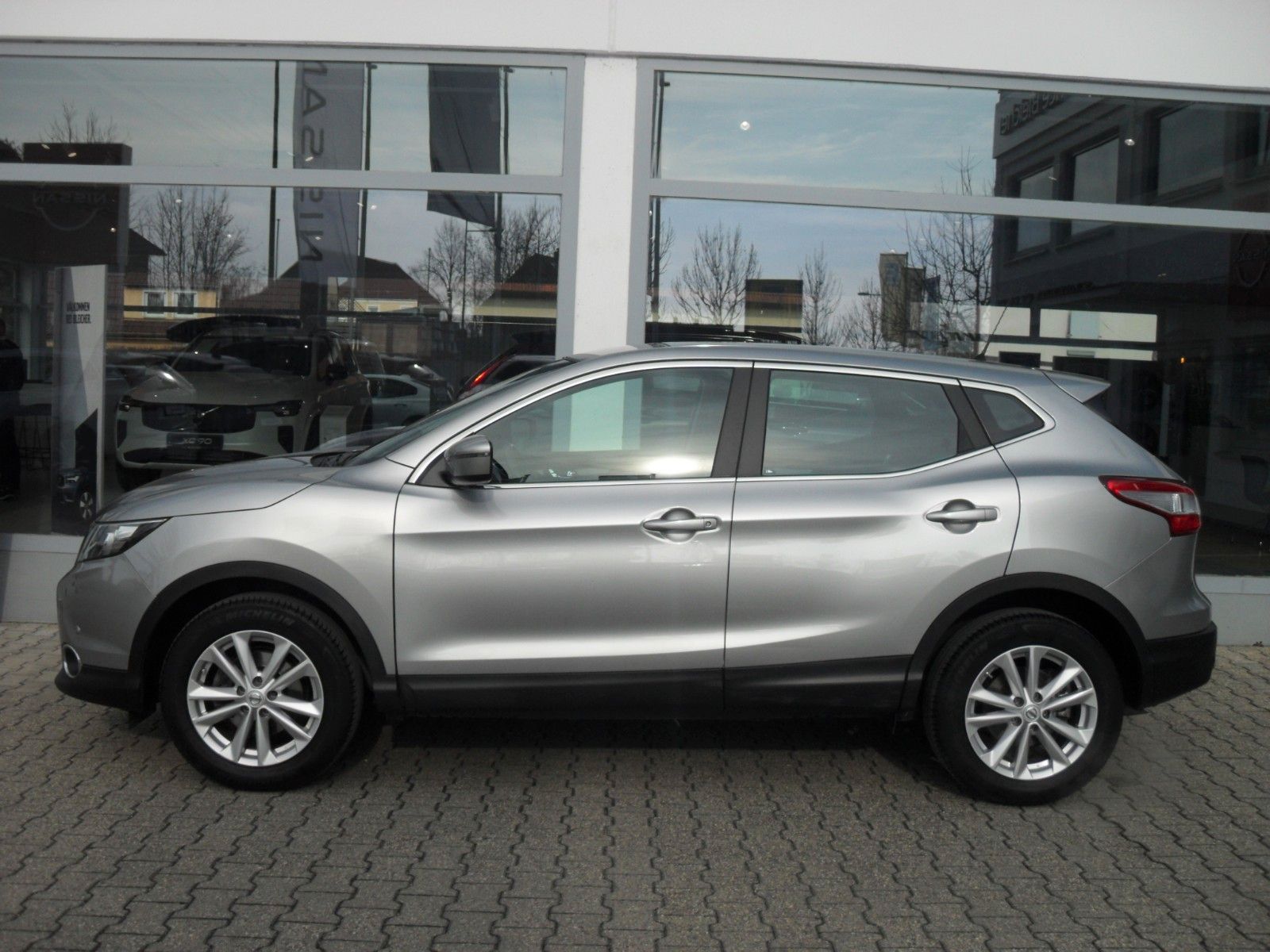 Fahrzeugabbildung Nissan Qashqai Acenta 1.2 DIG-T |Navi | DAB | SH