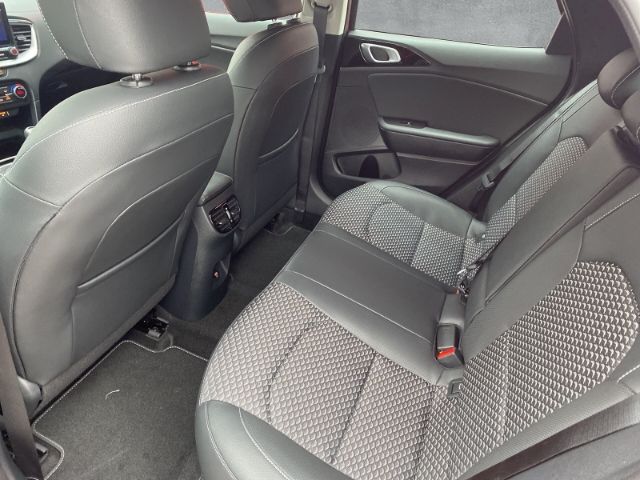 Fahrzeugabbildung Kia XCeed 1.0 T-GDI VISION *KOMFORT-PAKET*RÜCKFAHRKA