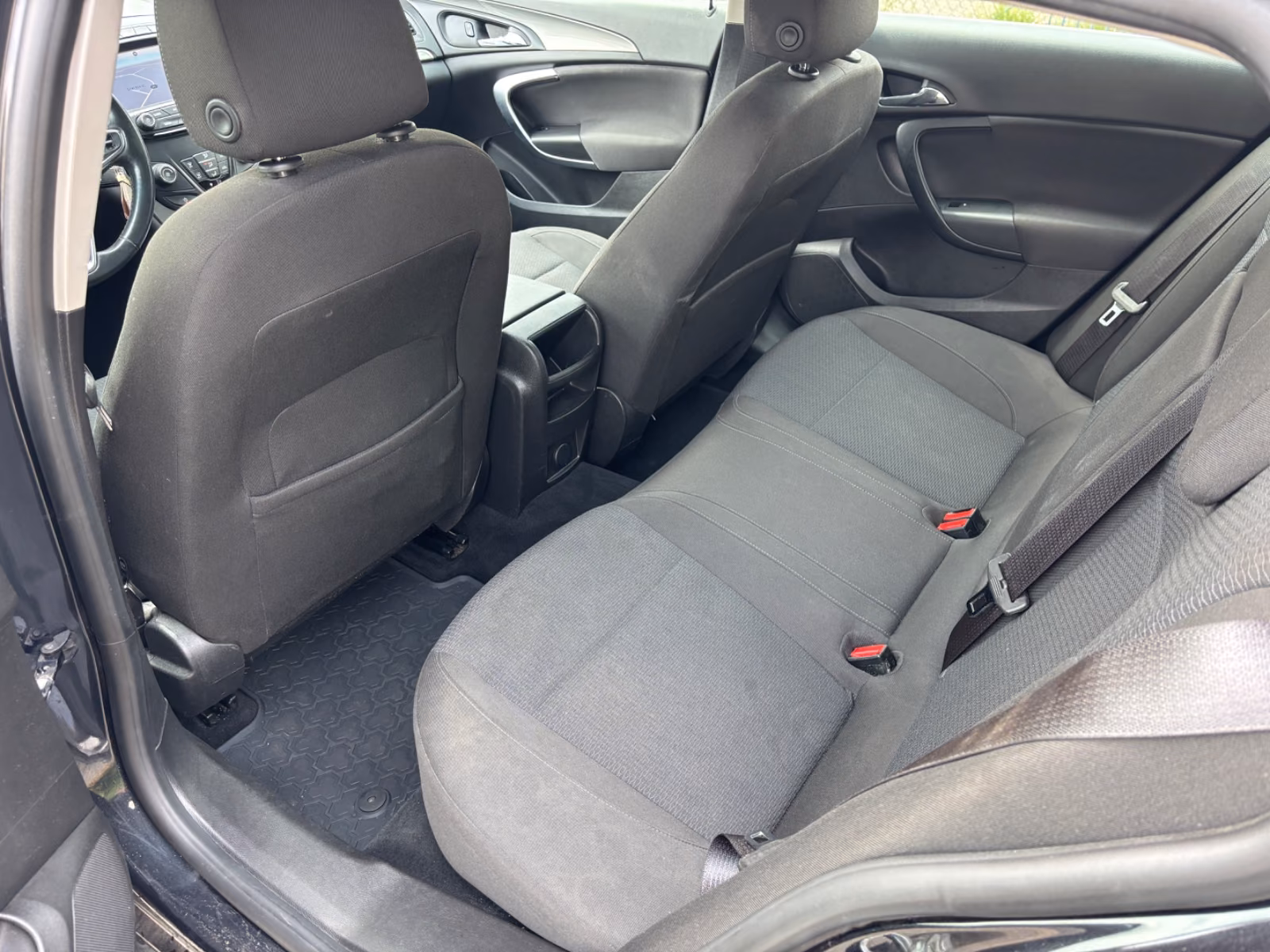 Opel Insignia 2015 — photo 20