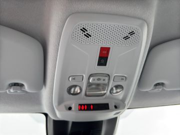 Opel Corsa 1.2 Edition Automatik SHZ PDC CarPlay