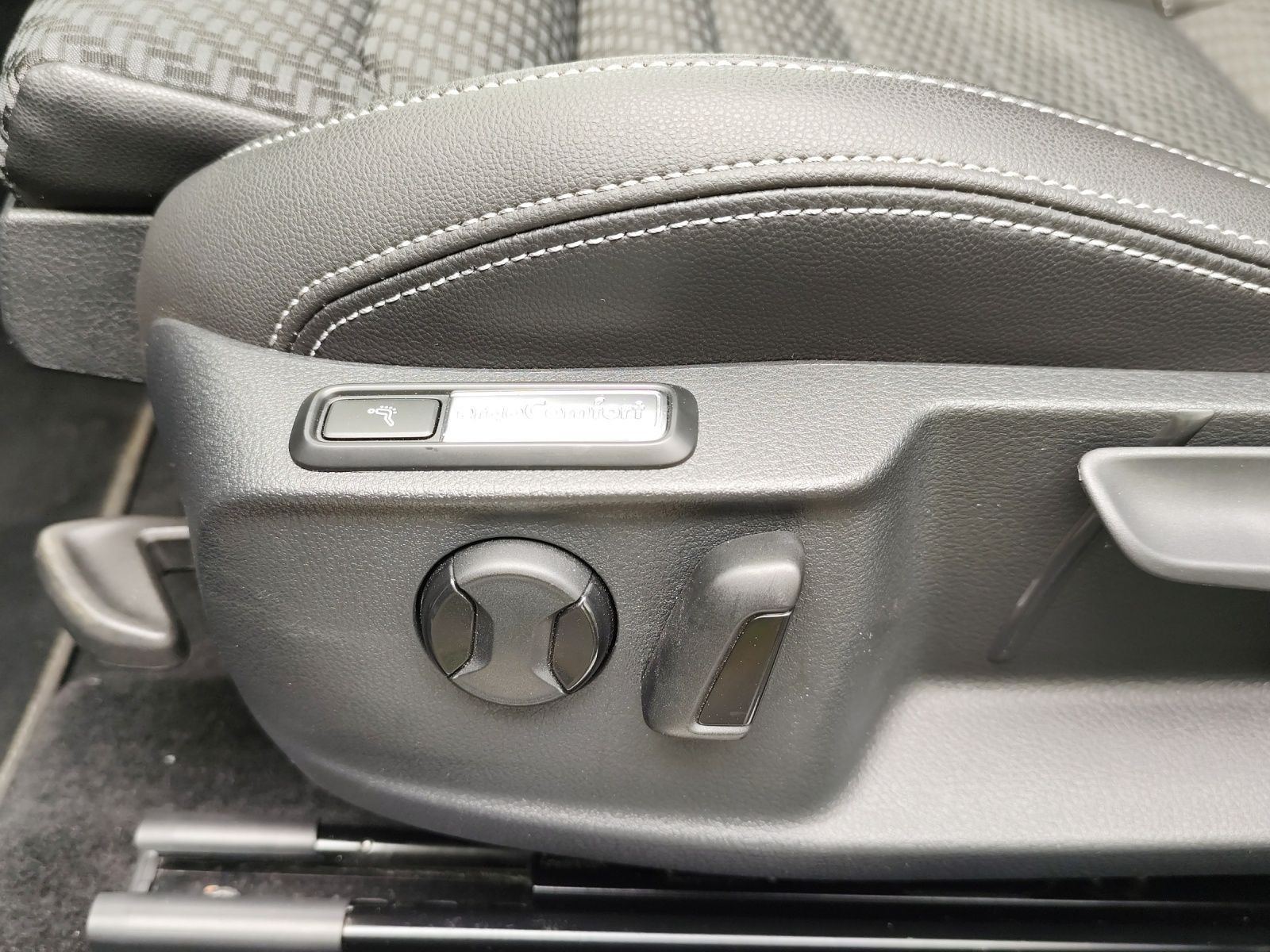 Volkswagen Passat Variant - Bild 20