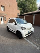 Smart ForTwo cabrio 0.9 66kW Prime Leder/Kamera/JBL  - Smart ForTwo in Düsseldorf
