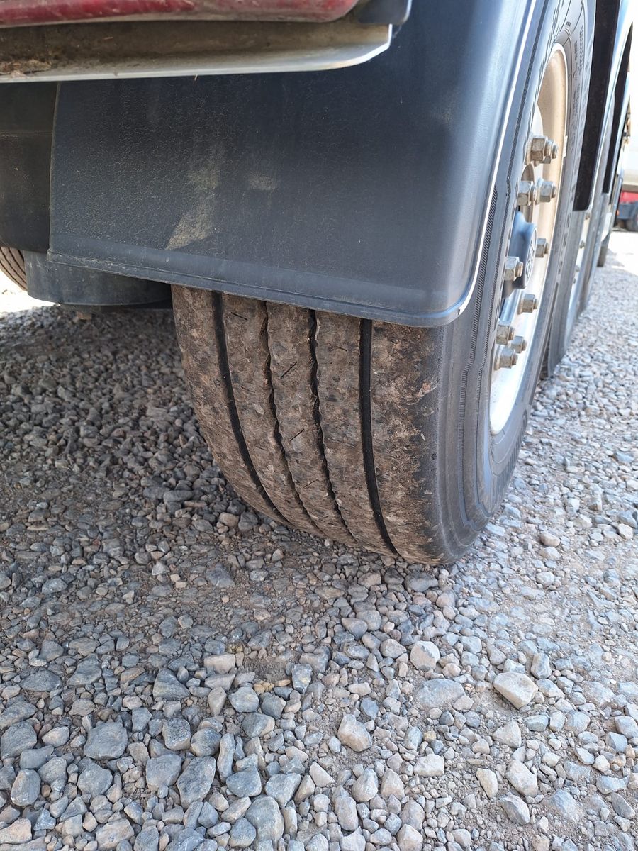 Fahrzeugabbildung Benalu Bulkliner S 95  50m³ Kombiklappe
