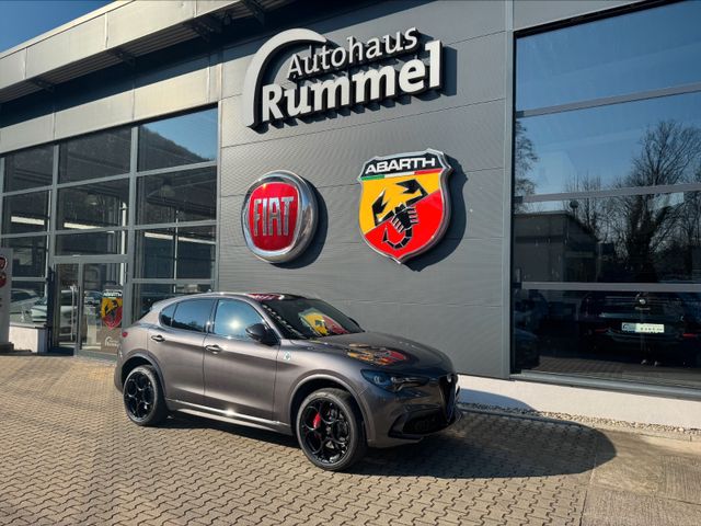 Alfa Romeo Stelvio Quadrifoglio +SCHIEBEDACH+AKRAPOVIC+PANO