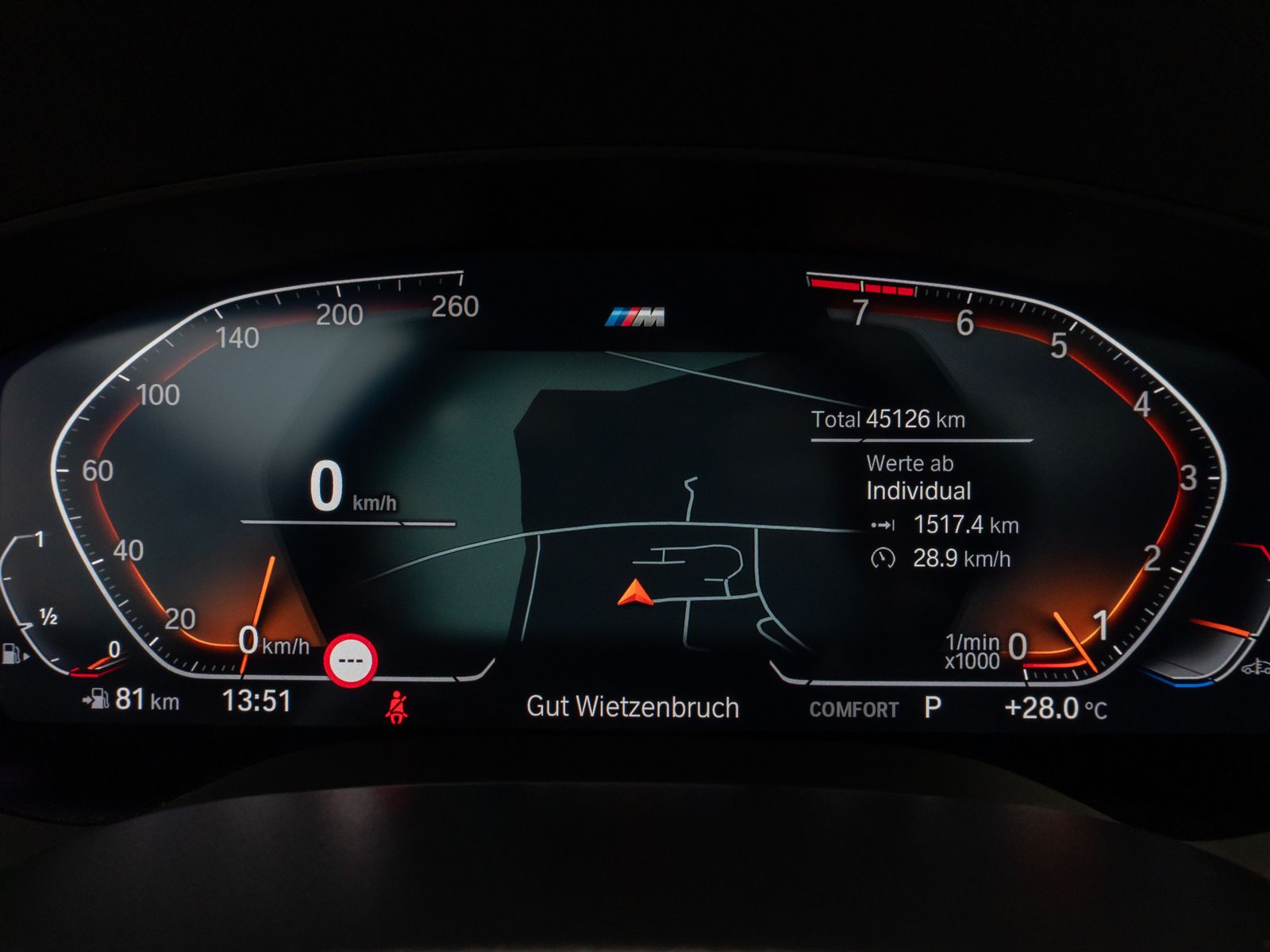 Fahrzeugabbildung BMW 530i M Sport Panorama 360°Laser HUD DAB H/K 19"