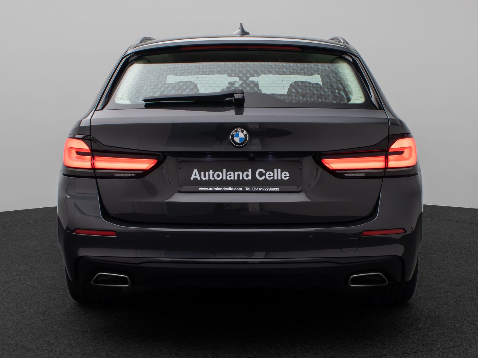 Fahrzeugabbildung BMW 520d Kamera HUD DAB 4xKlima DrivingAssist Alarm