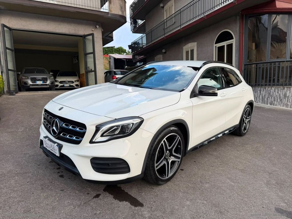 Image of Mercedes-Benz GLA 200