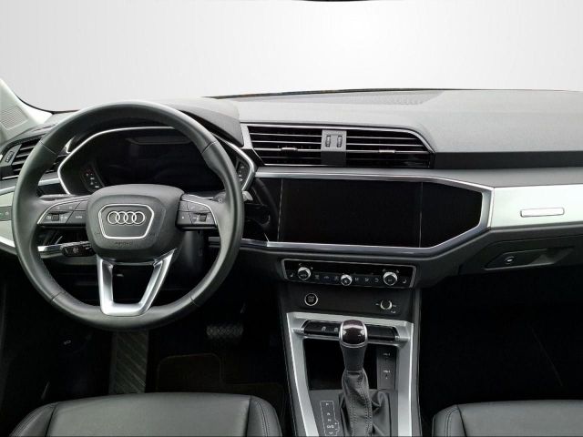 Q3 35 TFSI S-TRONIC ADVANCED