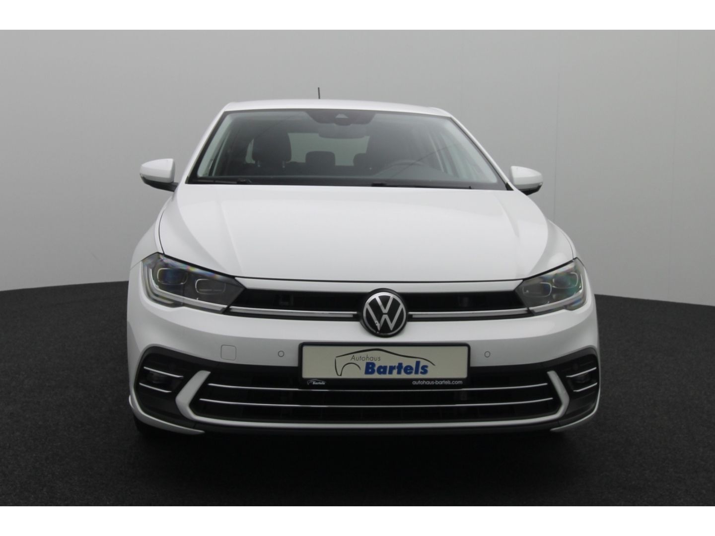 Fahrzeugabbildung Volkswagen Polo VI Style ACC Digi Cockpit LED Apple Carplay