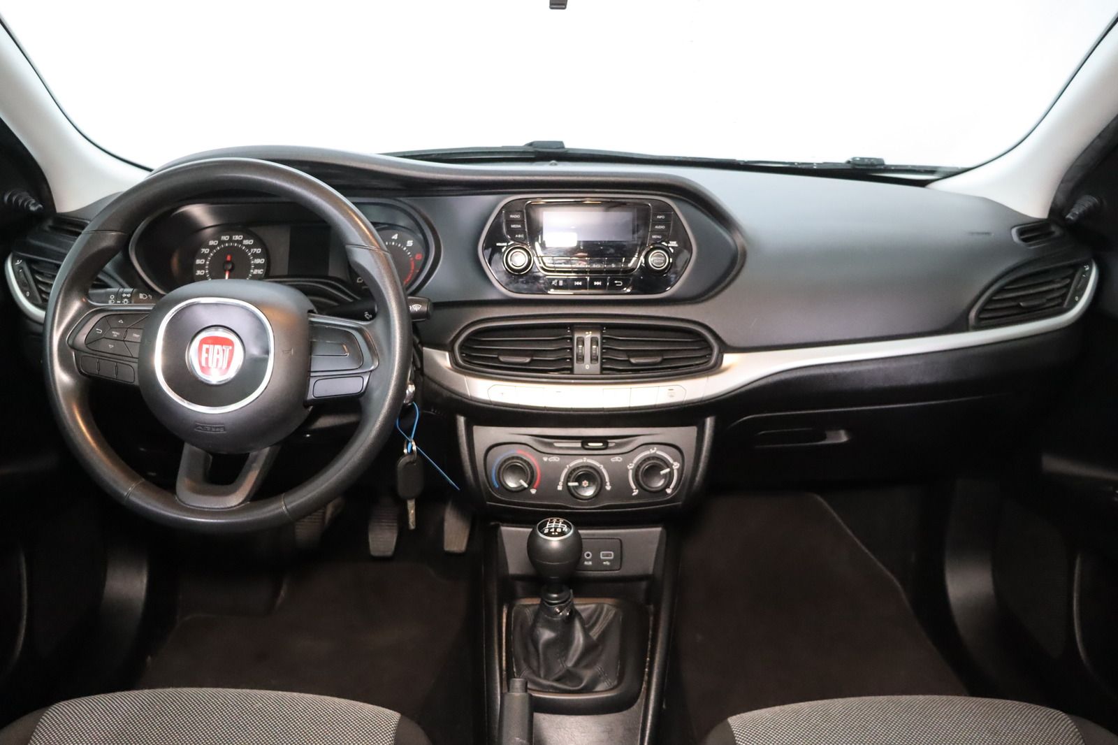 Fahrzeugabbildung Fiat Tipo 1.4 * PDC * HU/AU neu