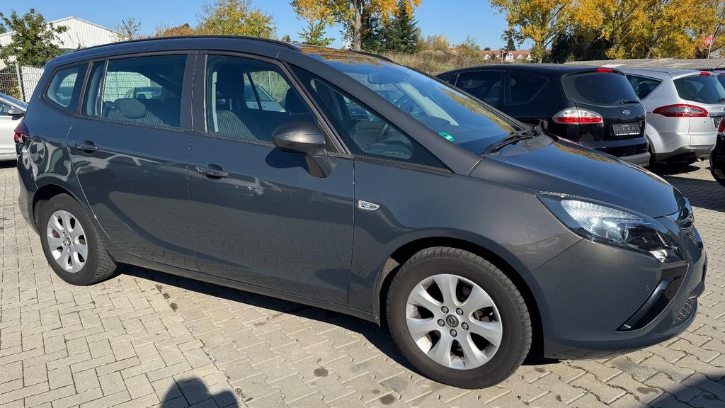 Opel Zafira Tourer