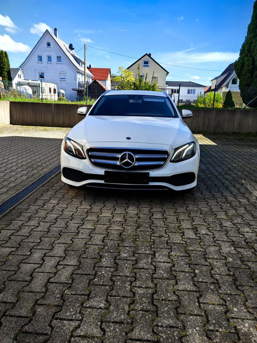 MERCEDES-BENZ ZU VERKAUFEN