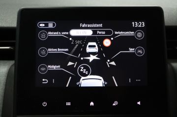 Fahrzeugverkauf 17 Renault Clio V Evolution LED SH