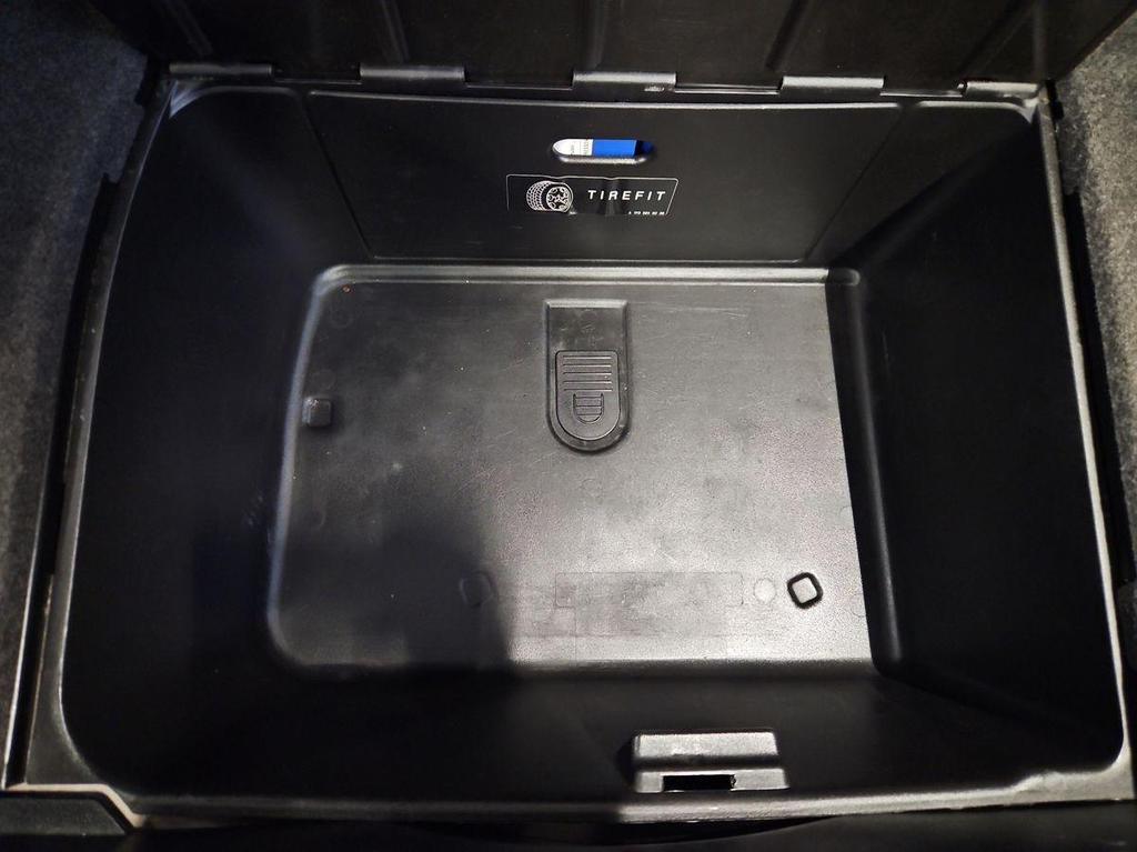 Mercedes-Benz SLK 230