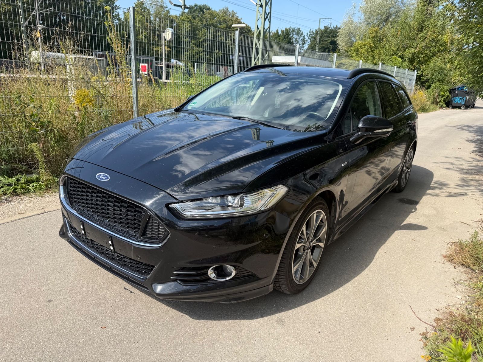 Ford Mondeo - 1