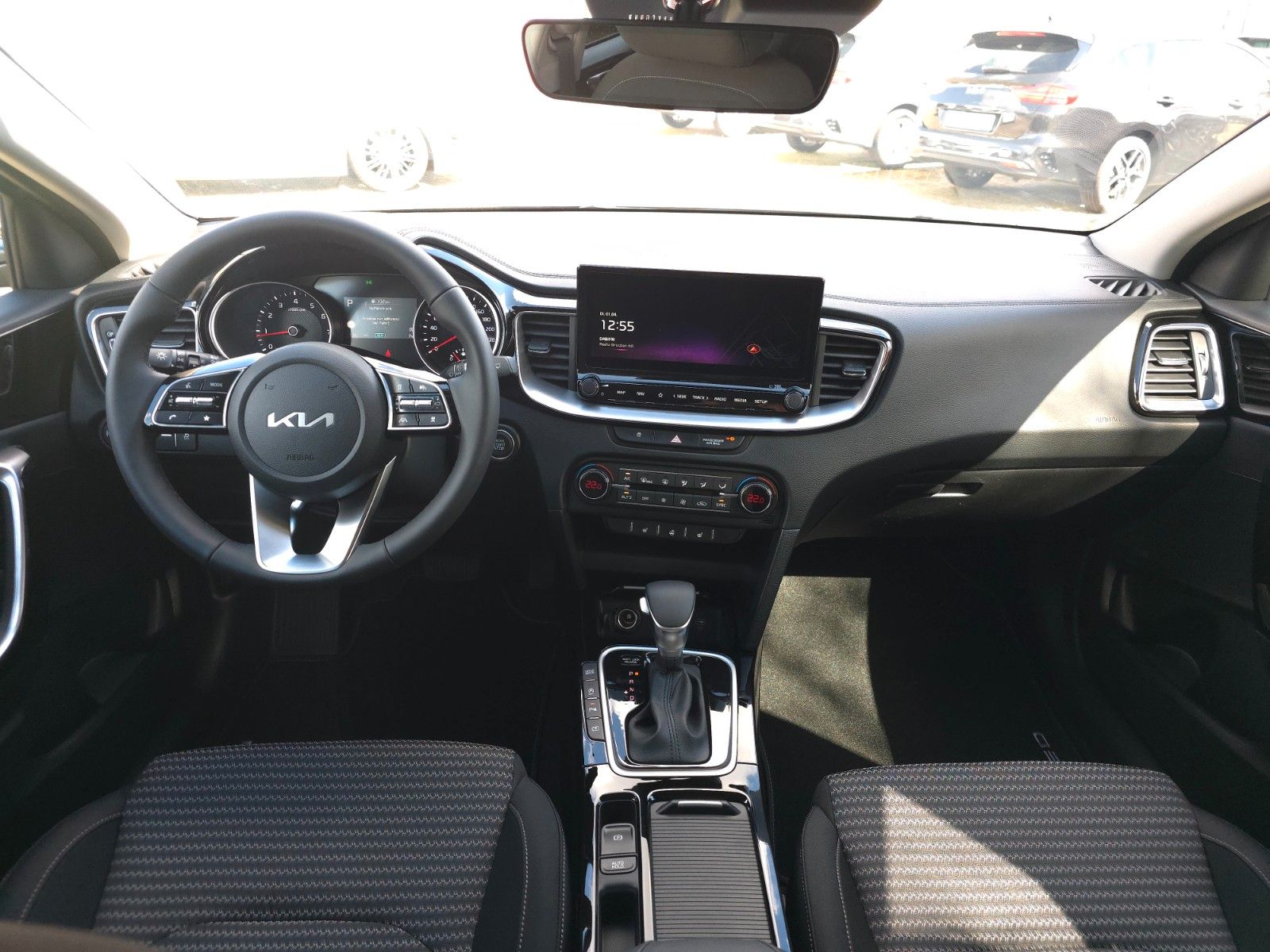 Fahrzeugabbildung Kia Ceed_5 1.5T 48V DCT 140 ULTIMATE STD