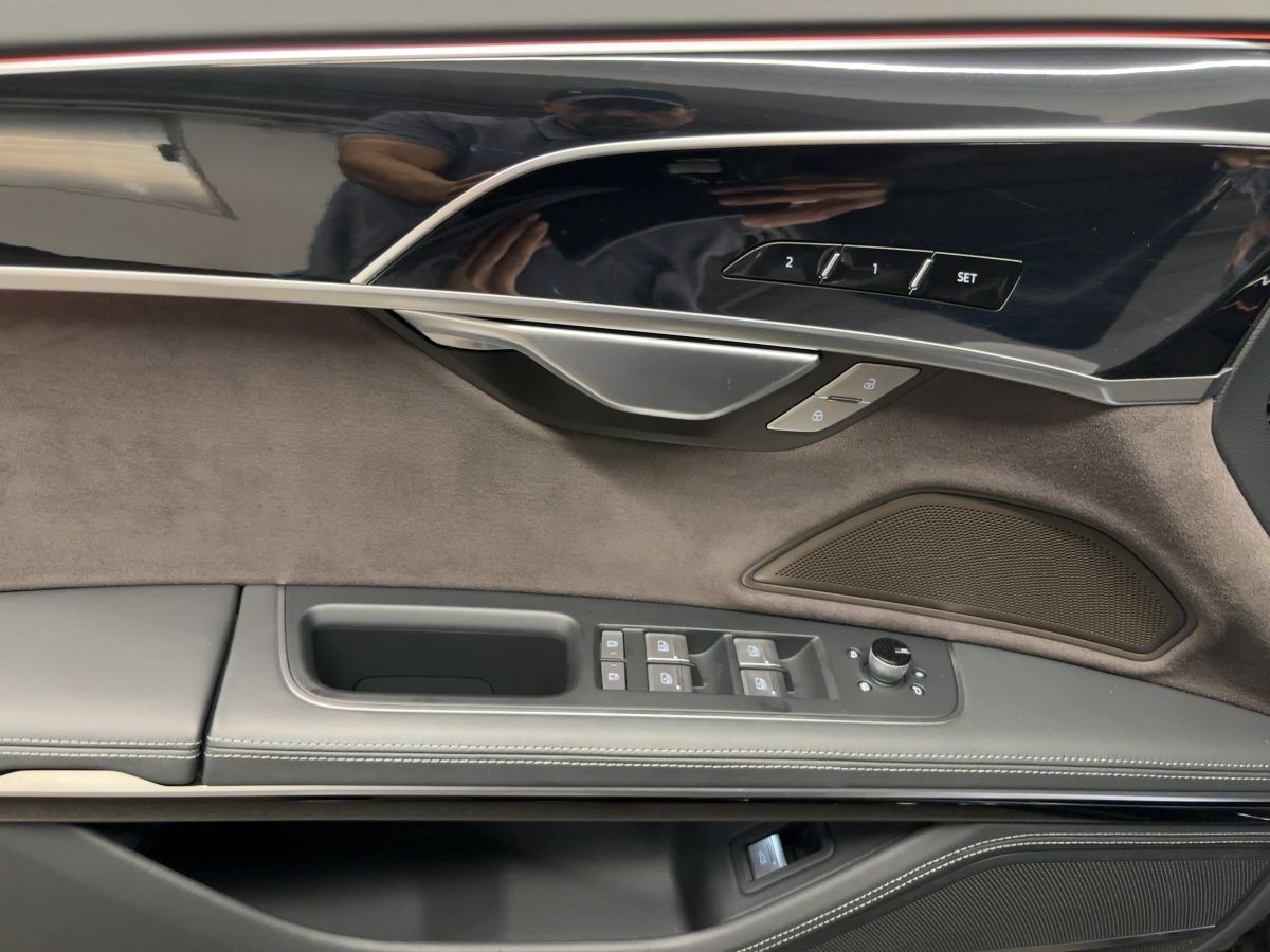 Audi A8 - Bild 19