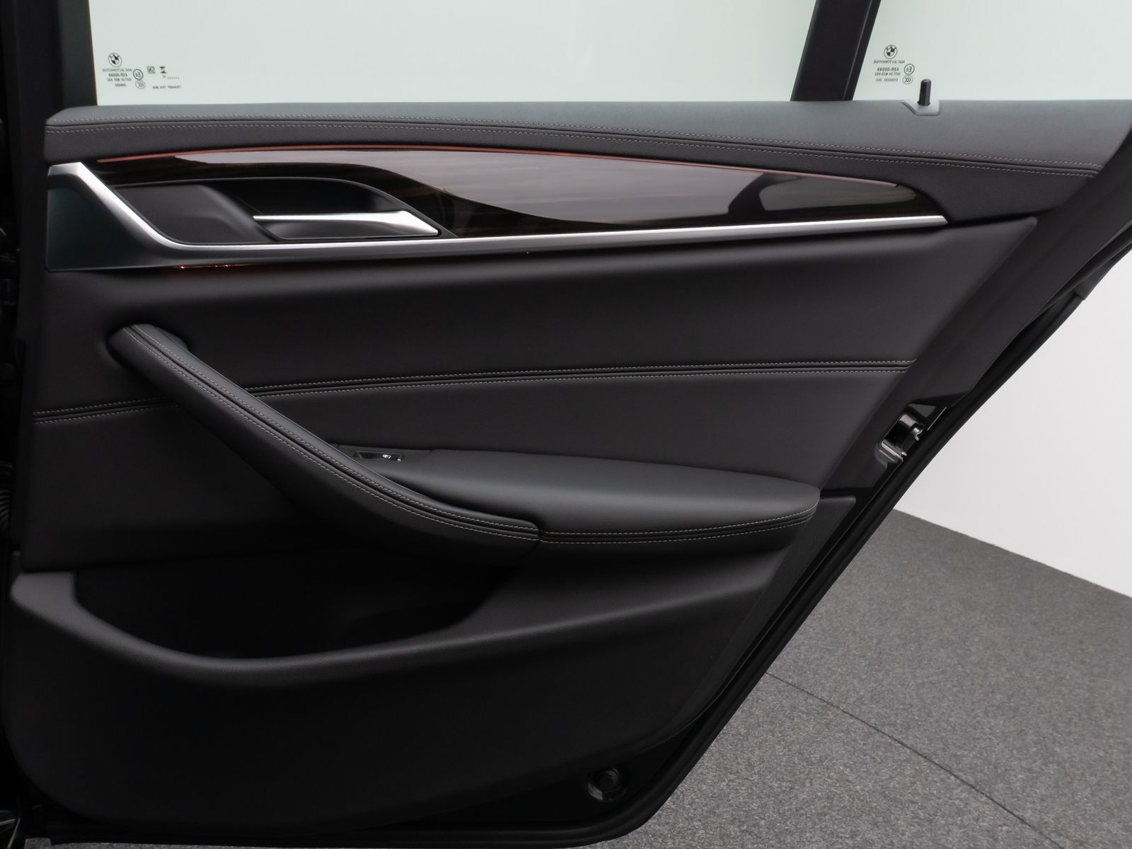 Fahrzeugabbildung BMW 540d xD Luxury Line Laser 360°HUD DAB HiFi AHK
