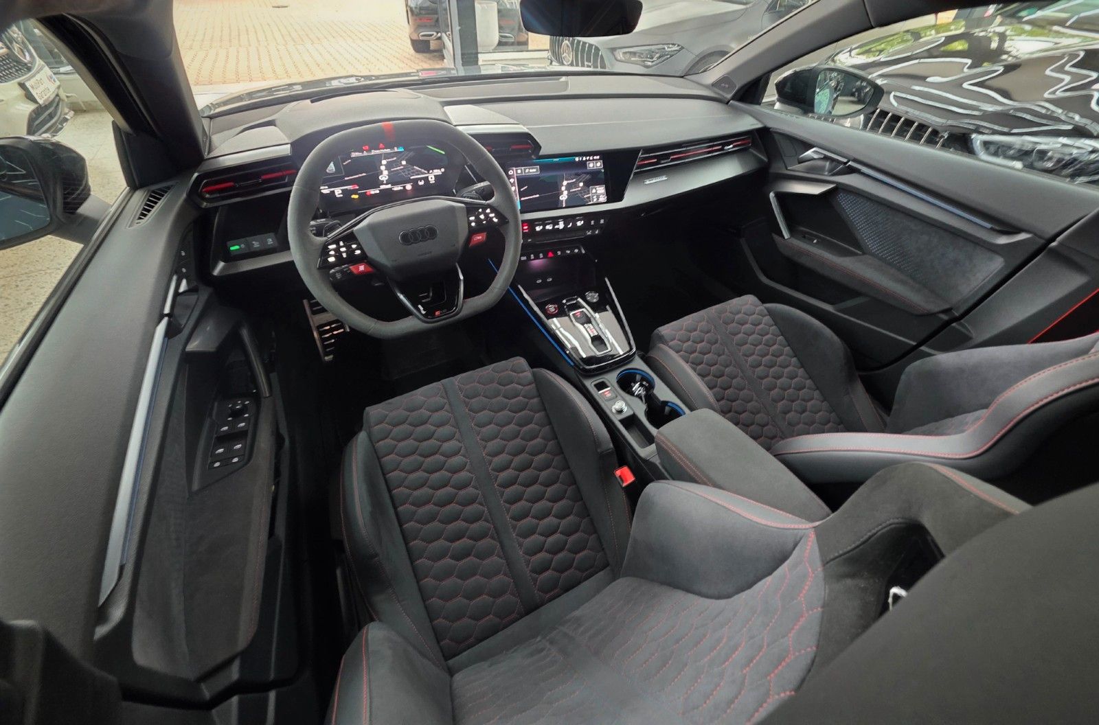 Audi RS3 Sportback 2.5 294 kW TFSI quattro*Pano foto 24