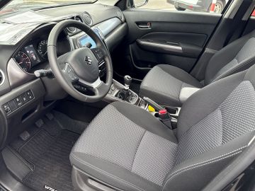 Bild 9 Suzuki Vitara Comfort 1.4 Mild Hybrid Navi LED Apple Ca