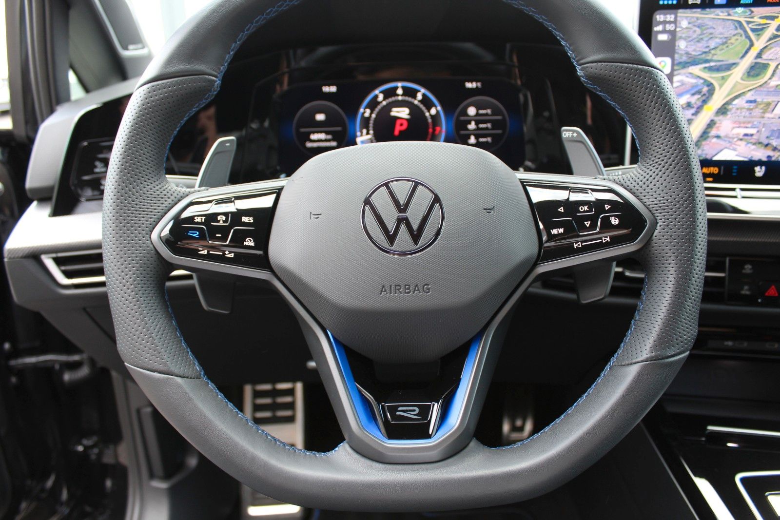 Volkswagen Golf R VIII Lim. 2.0 TSI 4Motion Black Edition foto 8