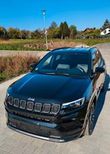 Jeep Compass MY21 S 1.3I  T4 110kW DCT  FWD (FACELIFT - Jeep Compass von privat