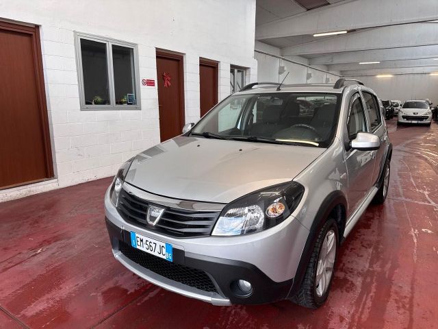 Dacia Sandero Stepway 1.6 8V GPL 85CV neopat sol