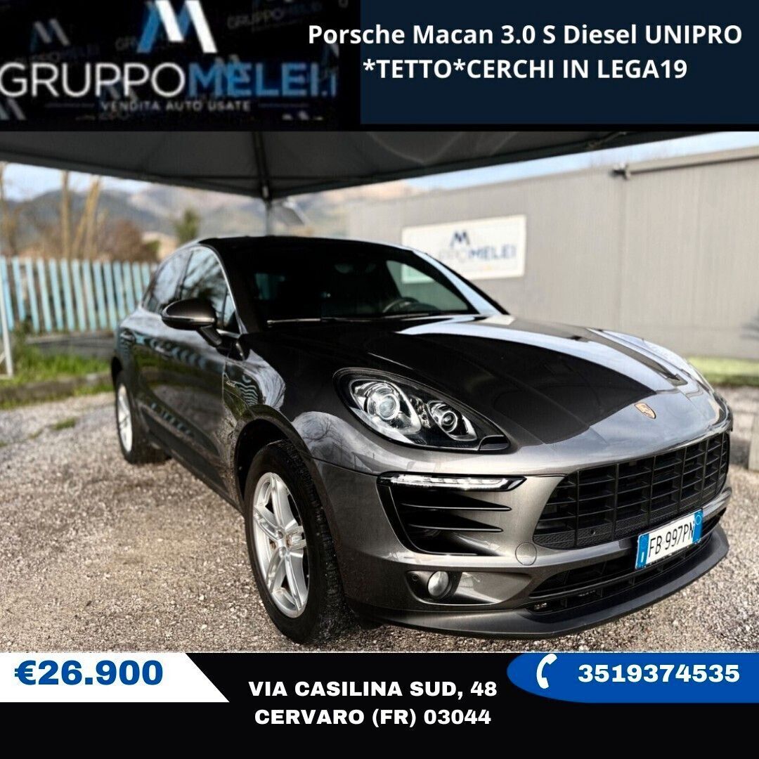 PORSCHE Macan
