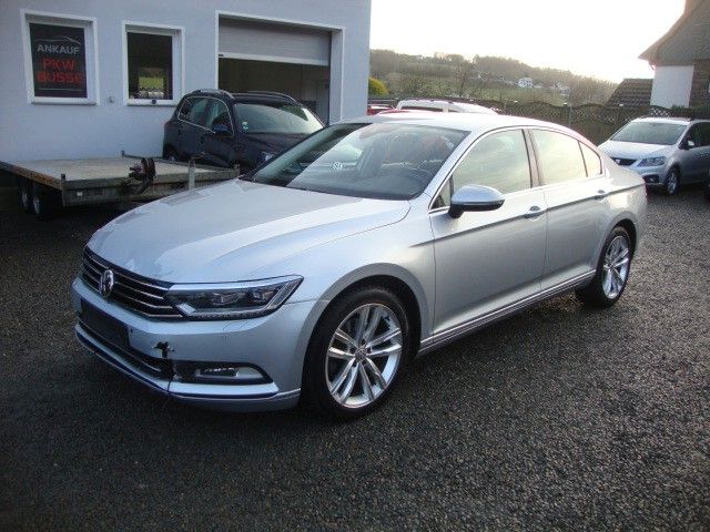 Volkswagen Passat 2.0 TDI DSG  Highline*LEDER*NAVI*KAMERA*