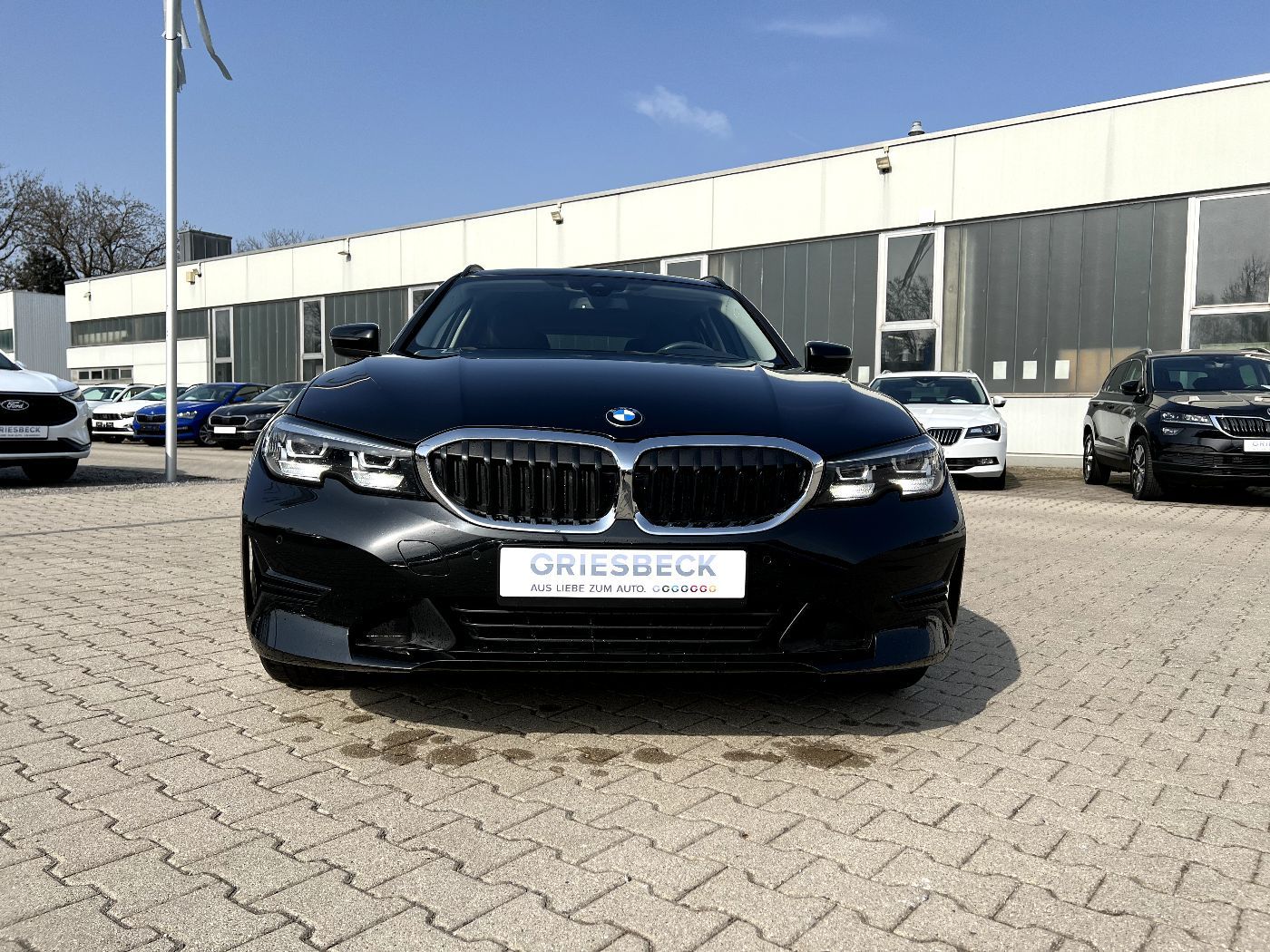 BMW 320d Touring xDrive Advantage *LED Navi Leder* foto 6