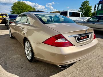 2004 Mercedes-BENZ CLS 照片 2