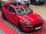 Porsche Cayenne GTS Approved Panorama Bose Kamera AHK - Porsche Cayenne: Rot