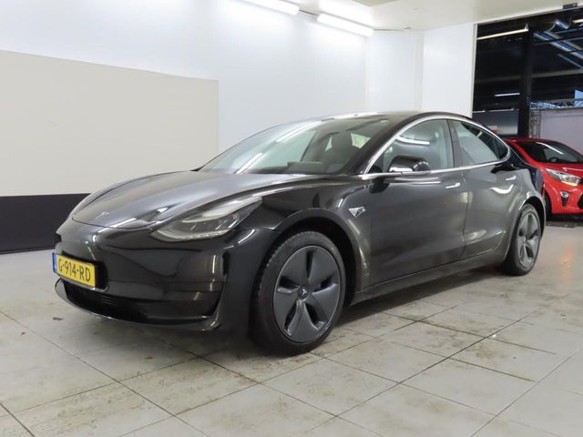 Tesla Model 3 Standard RWD Plus 60kWh [ TREKHAAK+AUTOP