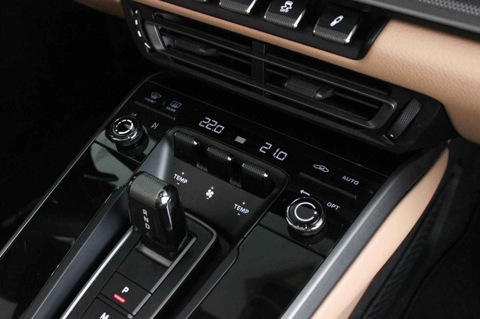Fahrzeugabbildung Porsche 992 911 Targa 4 Sport Chrono Abgas ACC