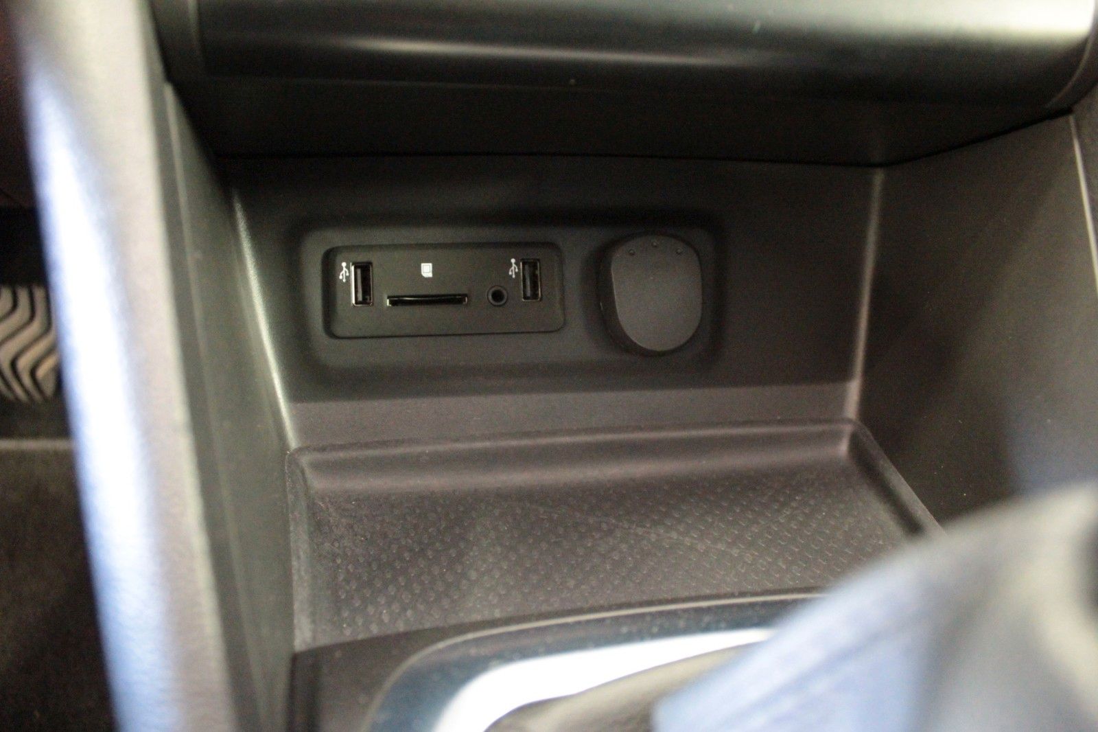 Fahrzeugabbildung Renault Megane ENERGY TCe 130 GT Line   AHK*