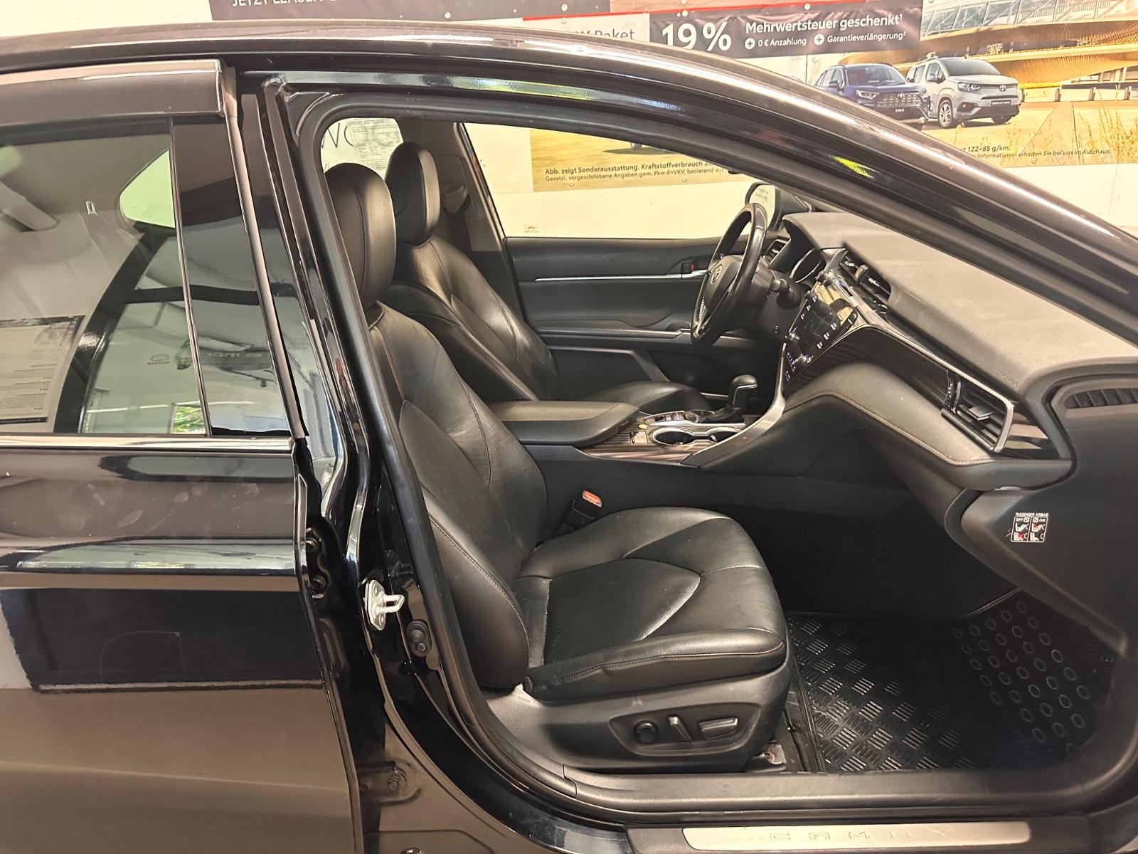 Toyota Camry Hybrid Executive