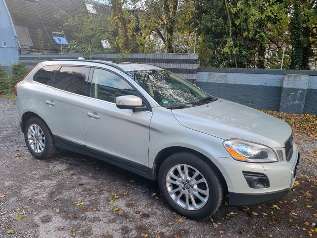 Volvo XC60 AWD SUMMUM PANORAMADACH 2.4 AUTOMATISCH