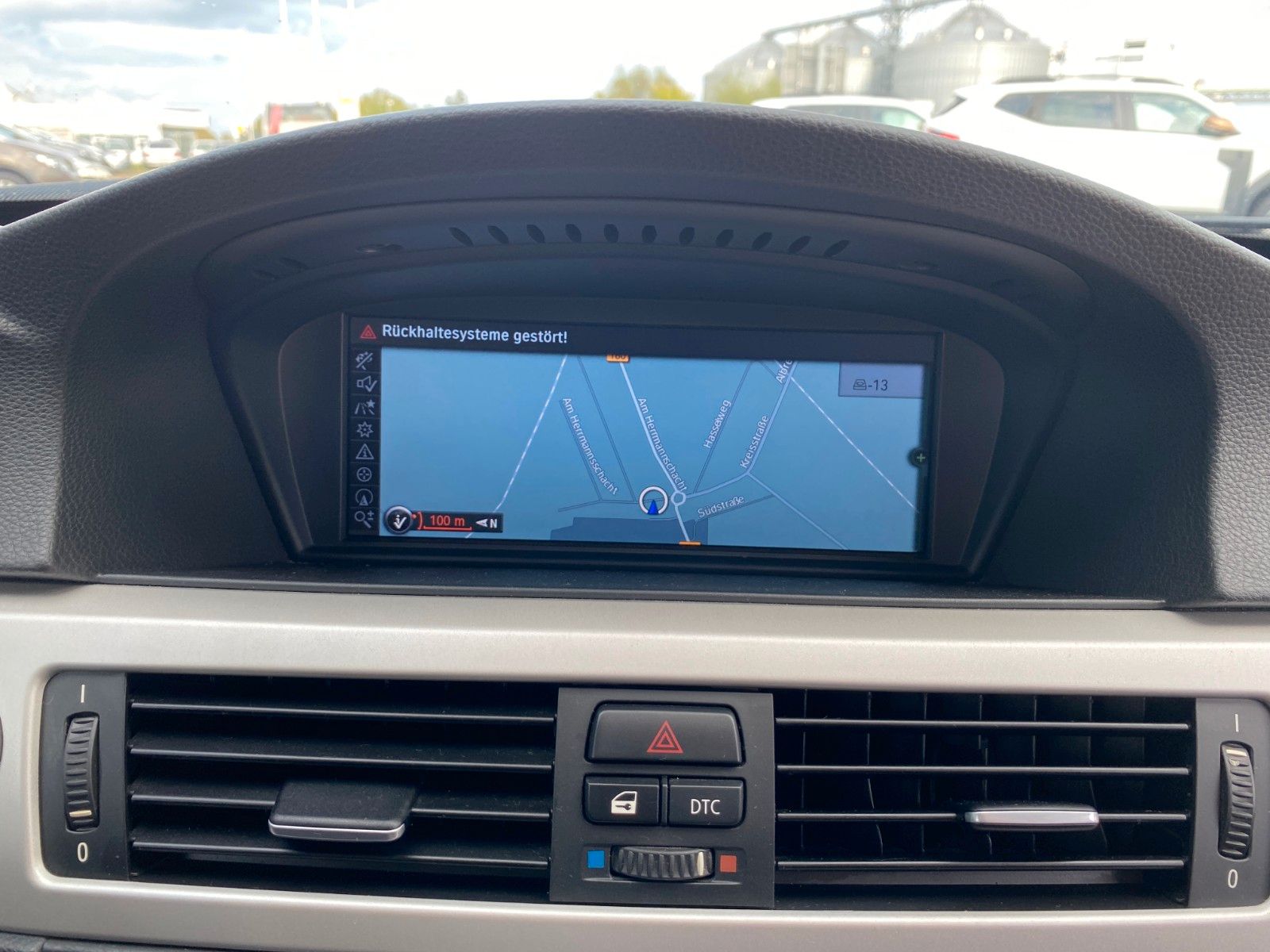 Fahrzeugabbildung BMW 318 Baureihe 3 Lim. 318i